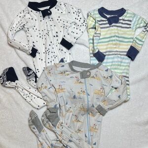 Honest baby & burts bees Set of 3 baby zipper Footie sleepers size 12 mo